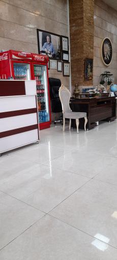 عکس رستوران بزرگ دایی