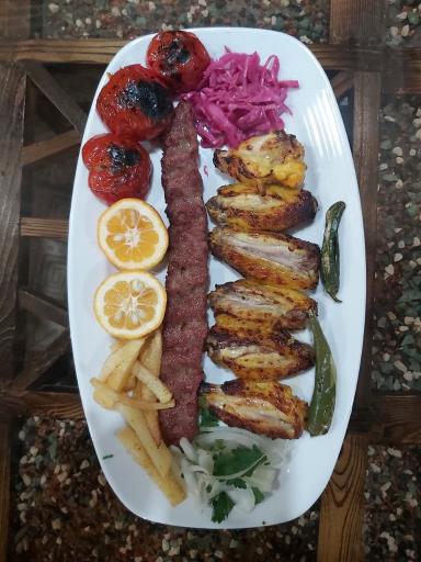 عکس رستوران سنتی کلبه برکت