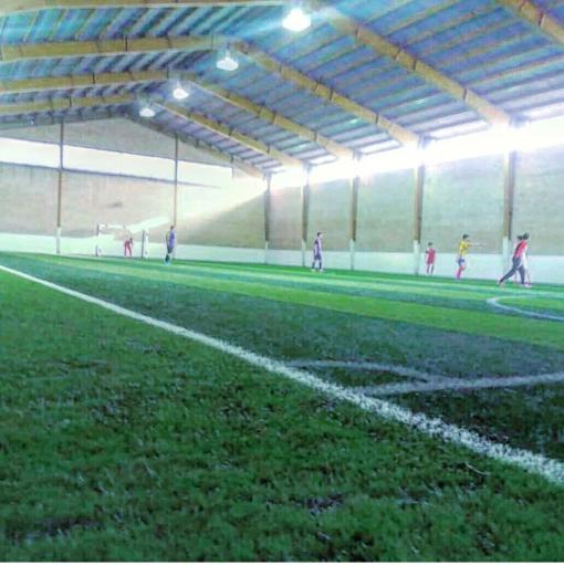 عکس سالن ورزشی افق لاله