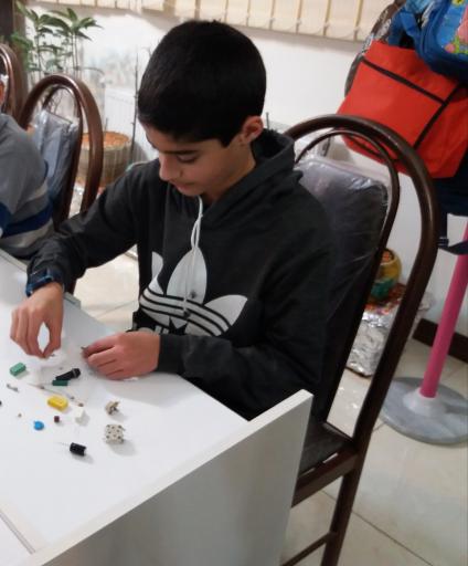 عکس آموزشگاه رباتیک راحیل گستر