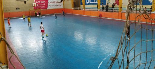 عکس سالن ورزشی افق لاله