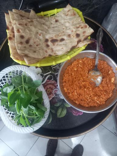 عکس صبحانه سرای دایی میثم