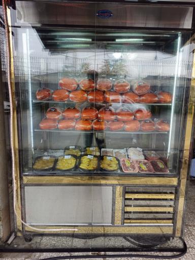 مرغ فروشی میت استیشن