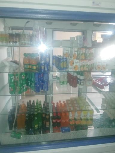 عکس سوپر مارکت ایثار