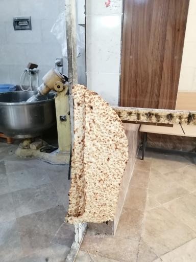 عکس نان سنگک غدیر