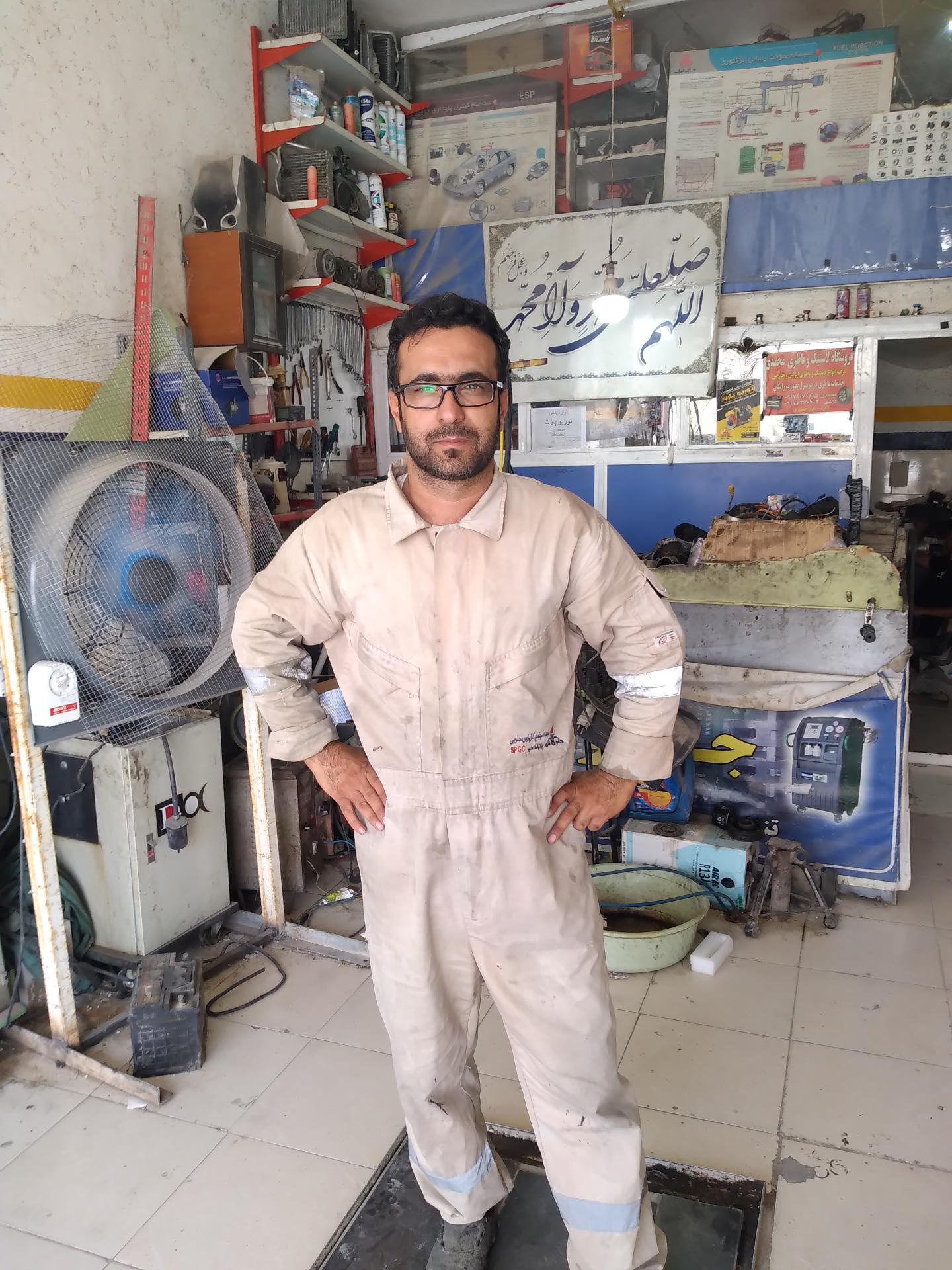 عکس خدمات برق و کولر اتومبیل جمهوری