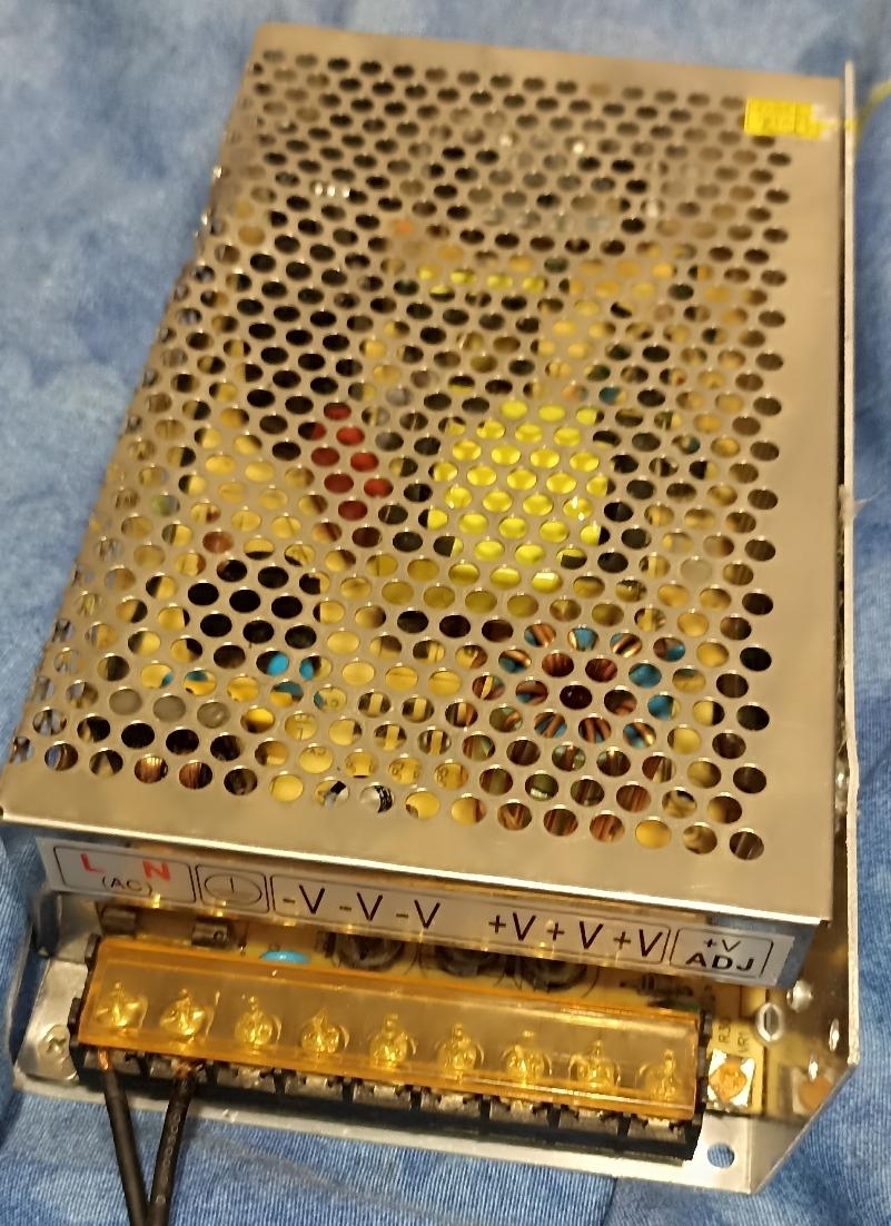 عکس تعمیرات لوازم برقی ایزدی