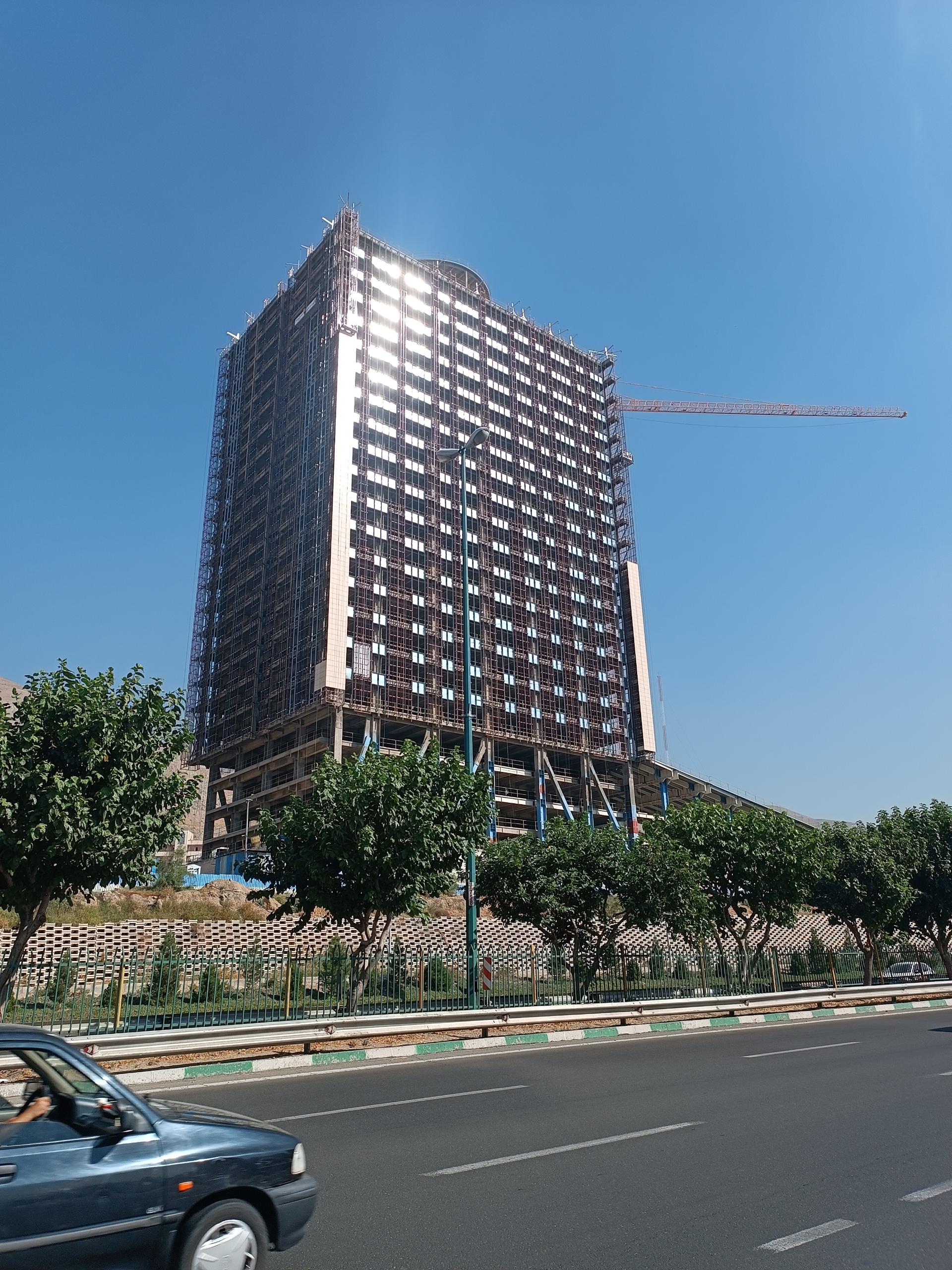 عکس ساختمان مرکزی بانک اقتصاد نوین شعبه شهرک شهید باقری