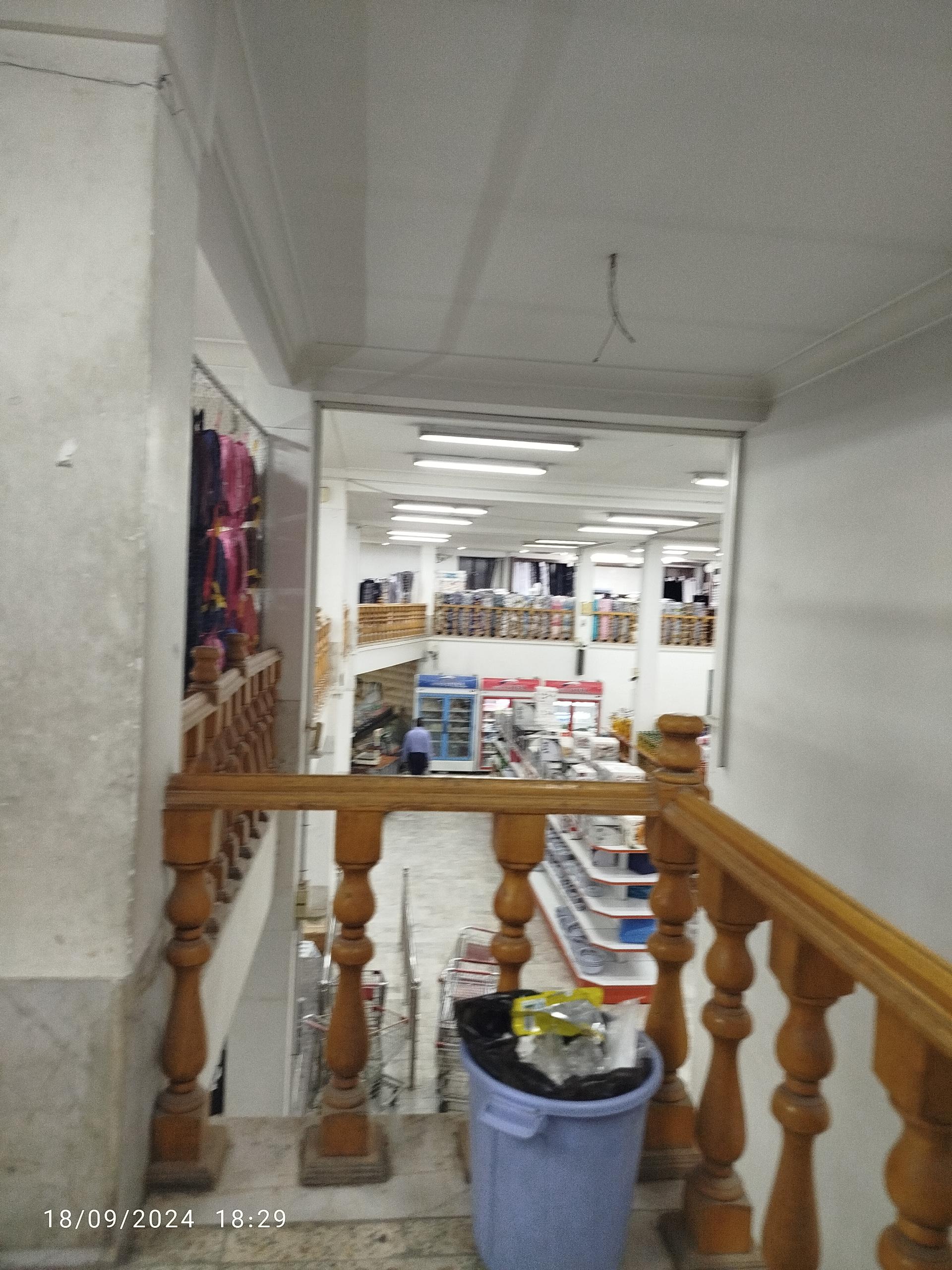 عکس فروشگاه 15 خرداد