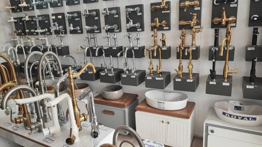 عکس شیرآلات محسن