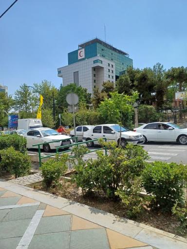 عکس ساختمان صلح جمعیت هلال احمر