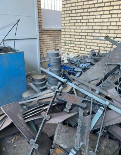 عکس خرید ضایعات فلزی