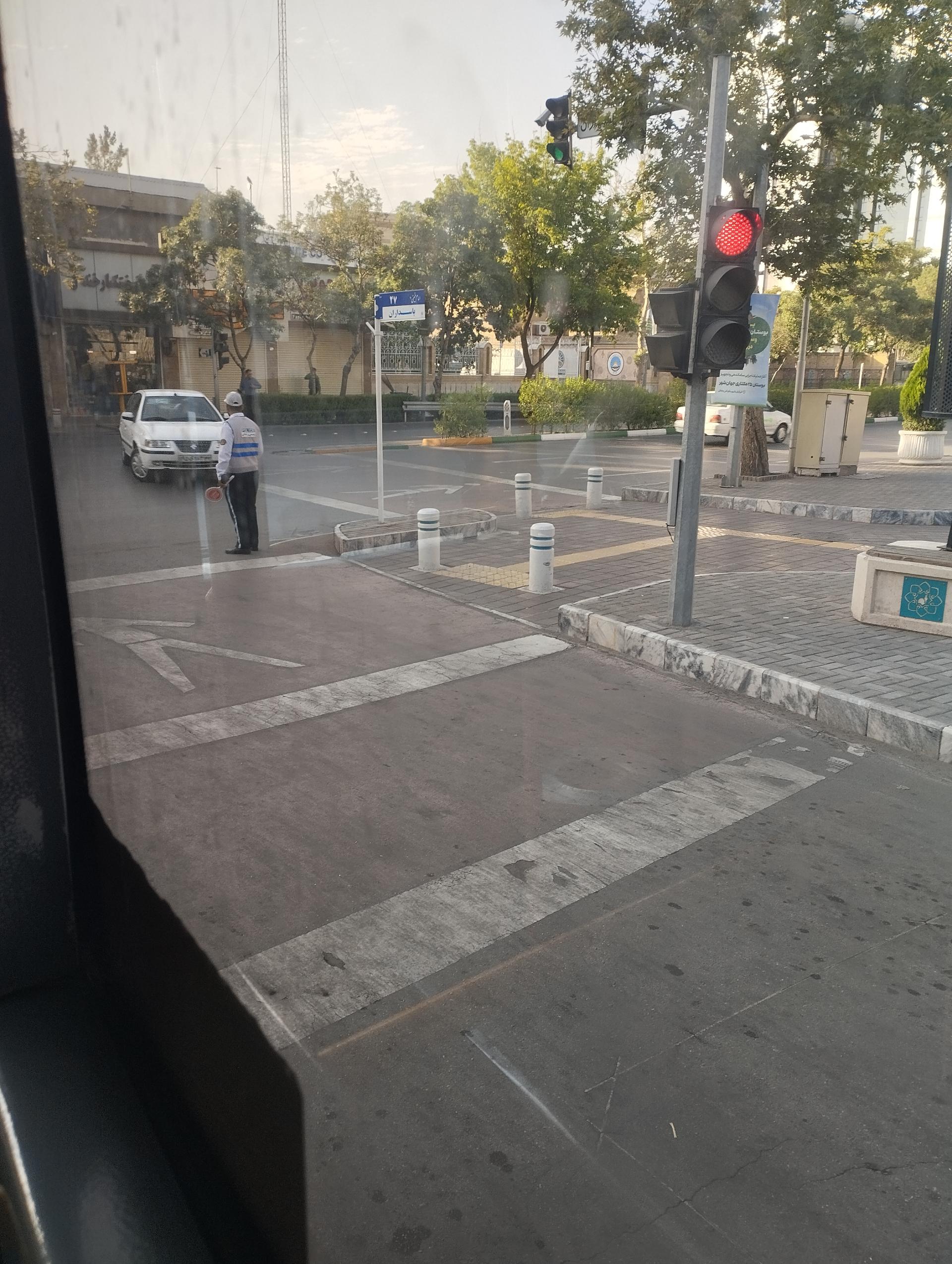 عکس سه راه دارایی