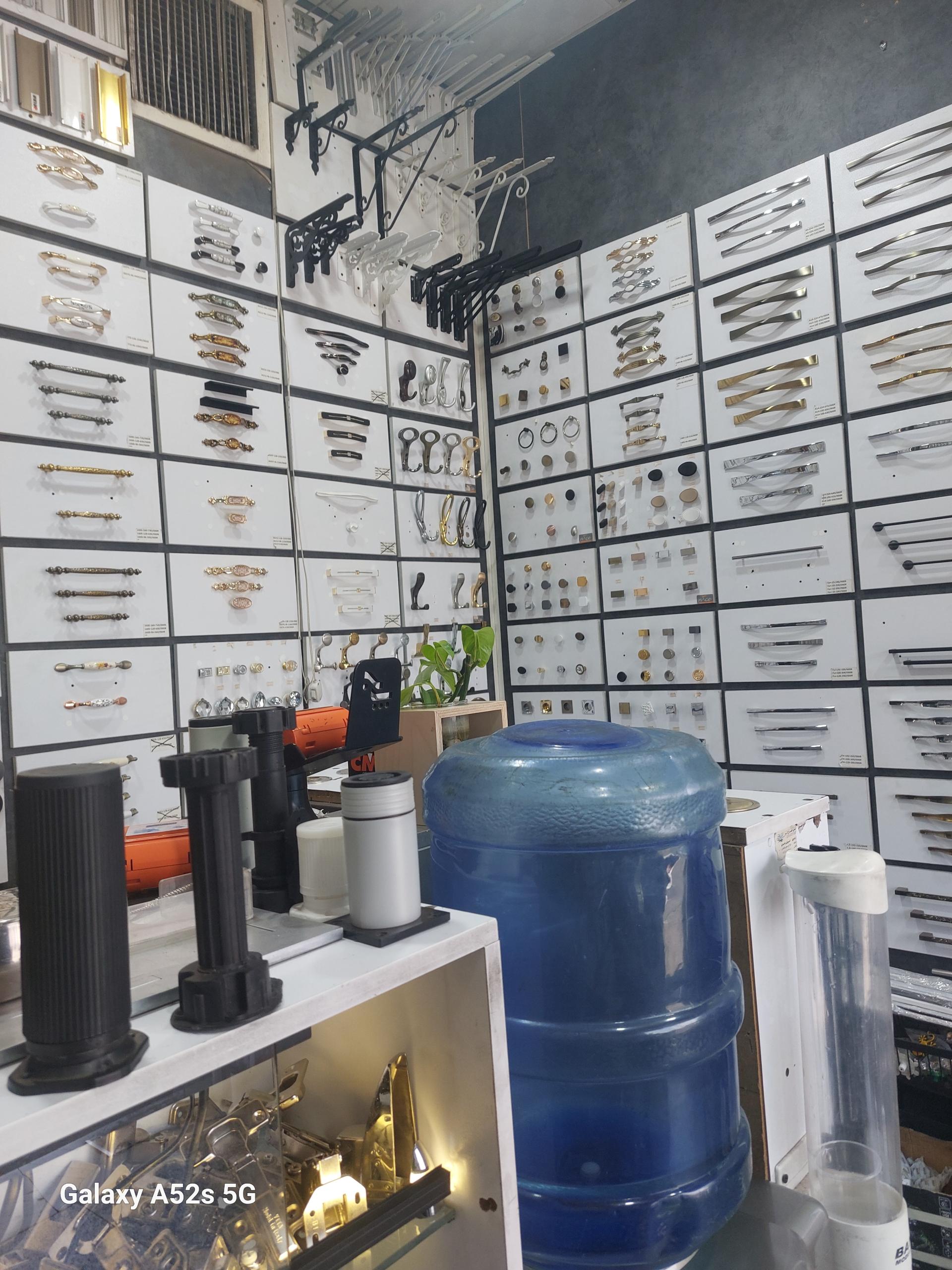 عکس فروشگاه حسنی