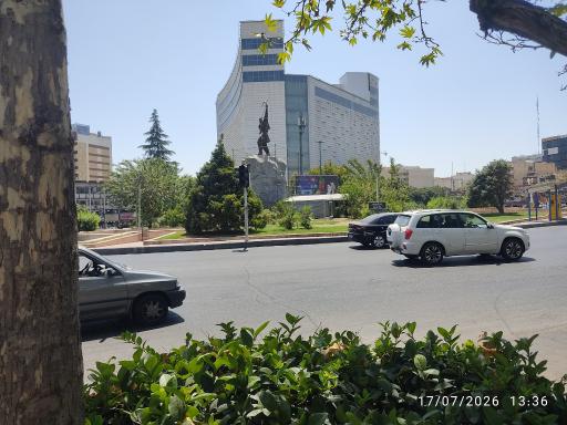 عکس میدان ونک