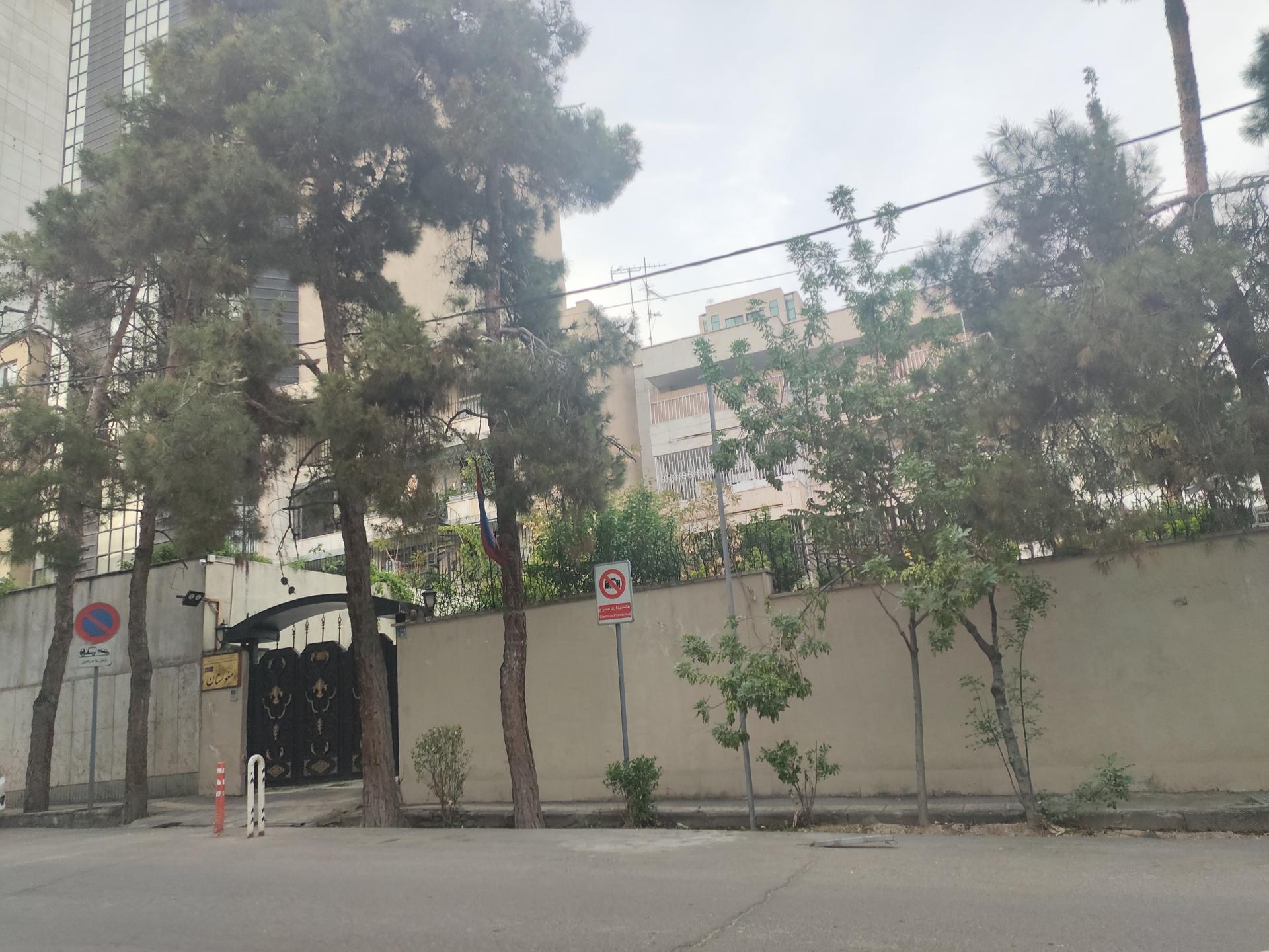 عکس کنسولگری مغولستان