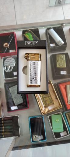 عکس سیگار نیکوتین