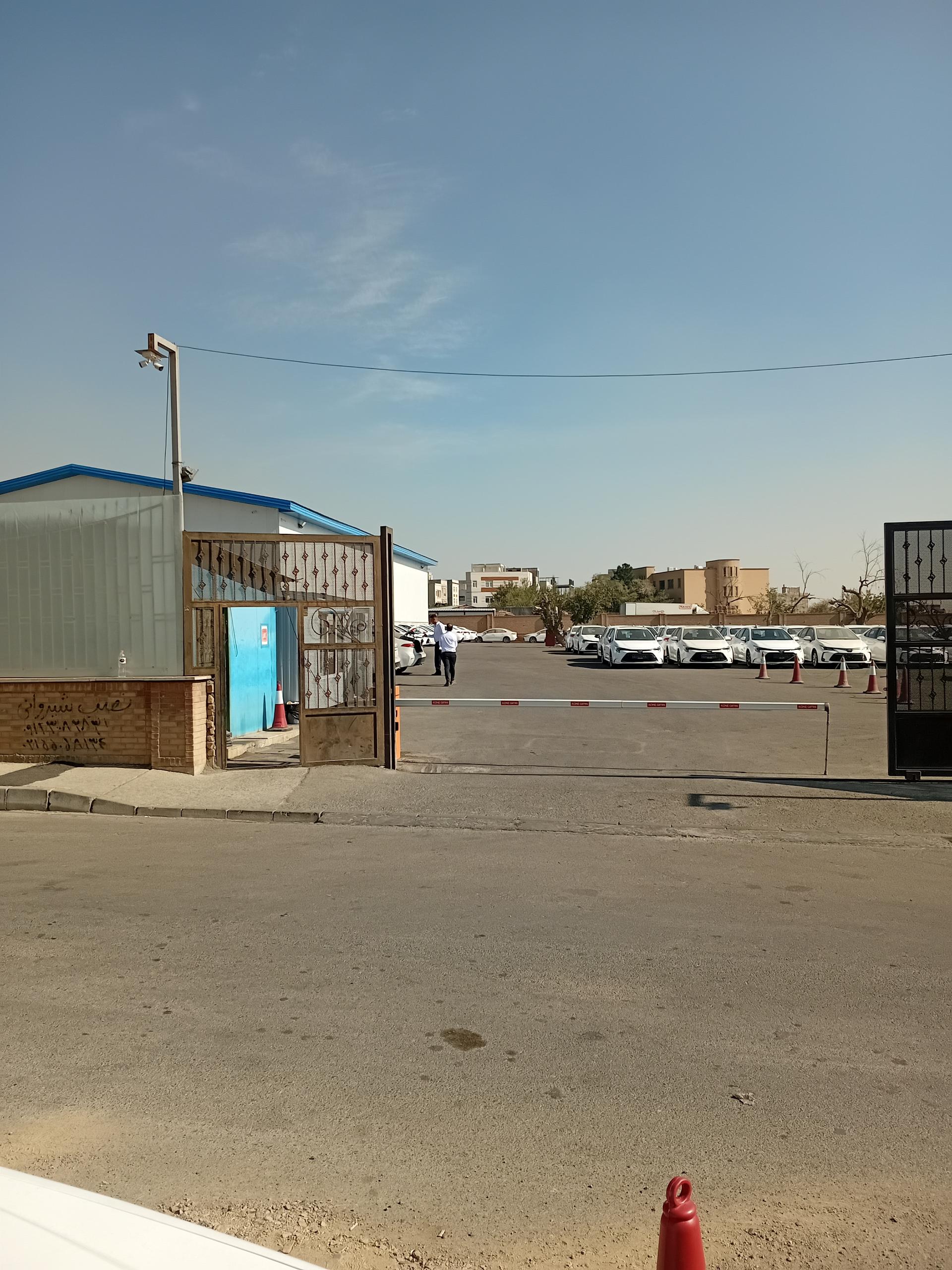 عکس مرکز تحویل خودرو شرکت معین خودرو ایرانیان