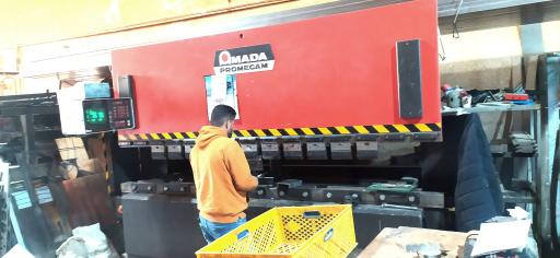 عکس لیزر فلزات جهانگیری 