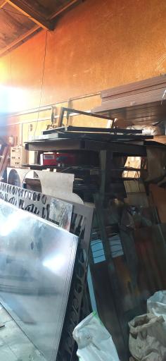 عکس لیزر فلزات جهانگیری 