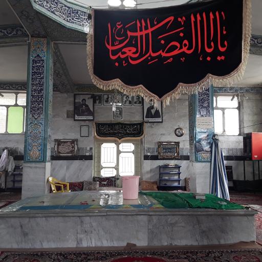 عکس مقبره میرزا آقا