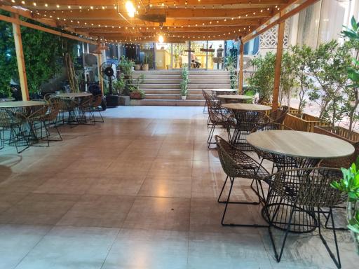 عکس کافه فست فود بوهو