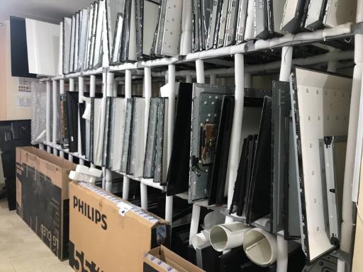 عکس تعمیرات تلویزیون مرکزی