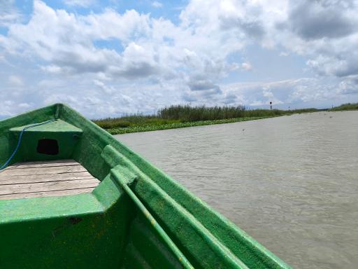 عکس اسکله قایقرانی دلارام تالاب انزلی