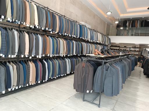 کت شلوار خان زاد