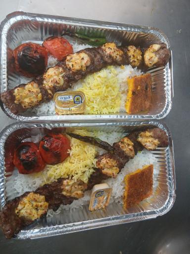 عکس تهیه غذای دشتی