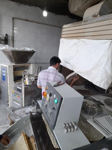 عکس نانوایی لواشی