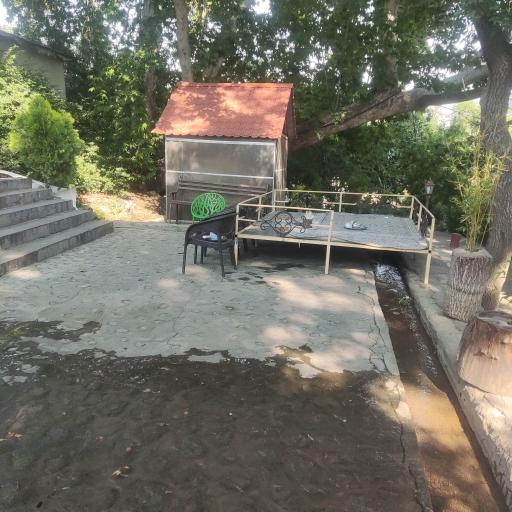 باغ رستوران ارغوان 