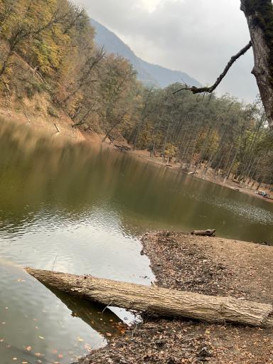 عکس دریاچه چورت