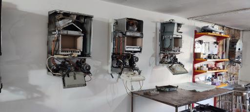 عکس تعمیرات و فروش قطعات پکیج