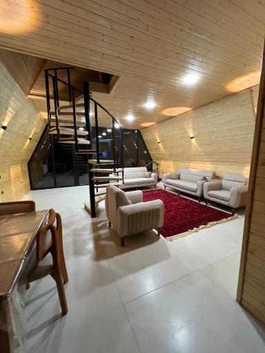 عکس کلبه سوییسی برسام مشکین