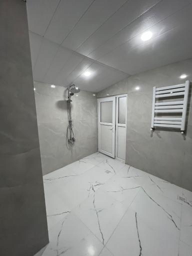 عکس کلبه سوییسی برسام مشکین