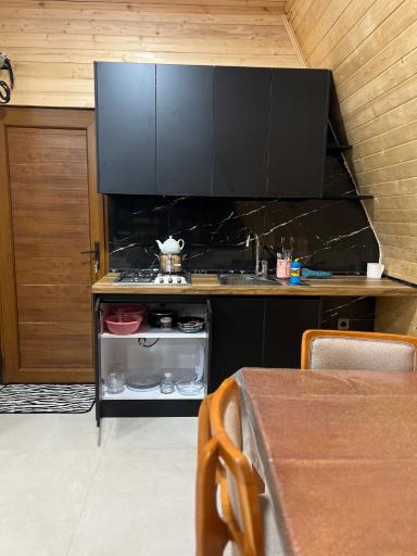 عکس کلبه سوییسی برسام مشکین