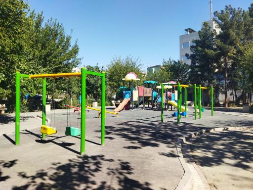 عکس بوستان زرین