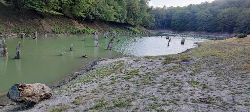 عکس دریاچه چورت