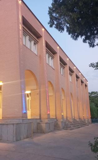 عکس هتل جهانگردی شهرکرد