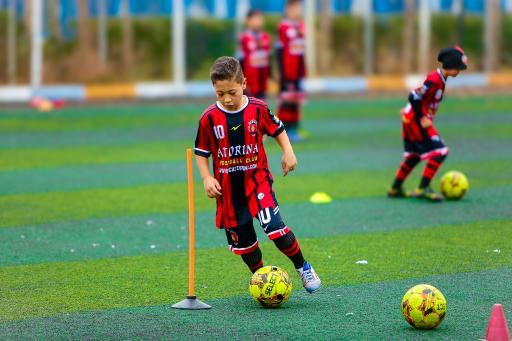 عکس باشگاه و مدرسه فوتبال آتورینا مشهد