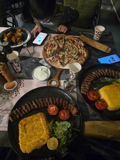 عکس کافه رستوران آویتا