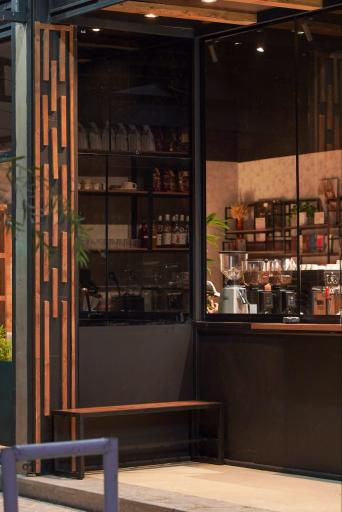 کافه کتاب وطن