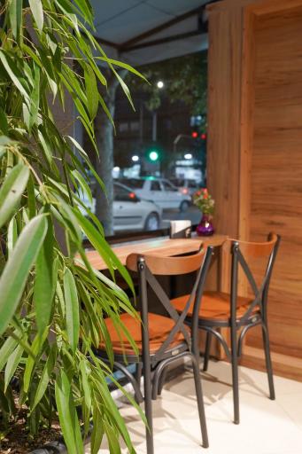 عکس کافه کتاب وطن