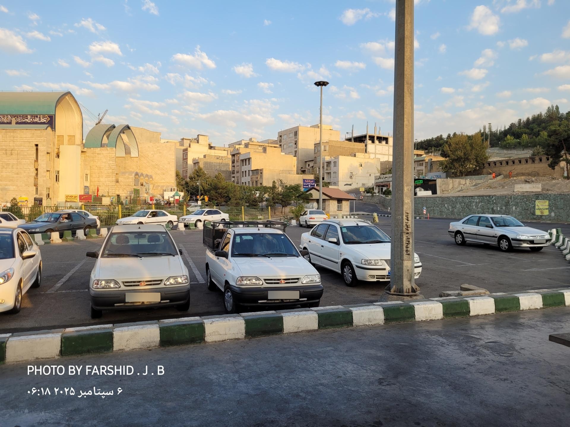 عکس پارکینگ نهج البلاغه 2