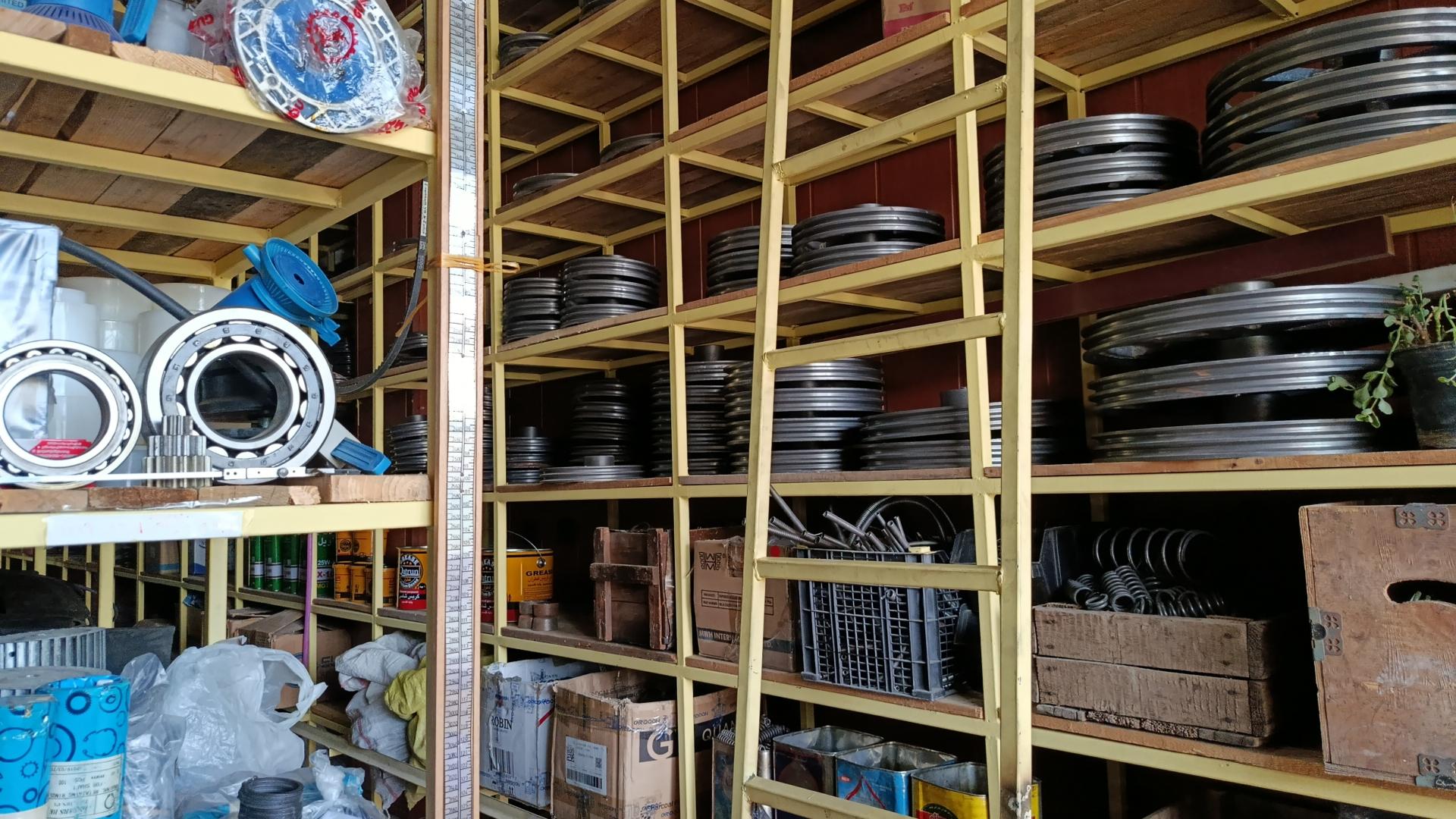 عکس فروشگاه قطعات صنعتی ثابتی شعبه ۲