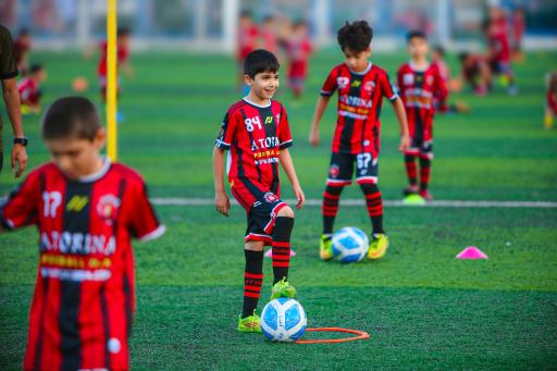 عکس باشگاه و مدرسه فوتبال آتورینا مشهد