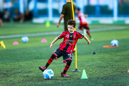 عکس باشگاه و مدرسه فوتبال آتورینا مشهد