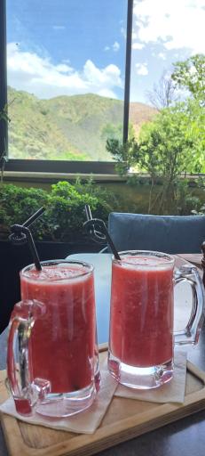 عکس کافه رستوران آویتا