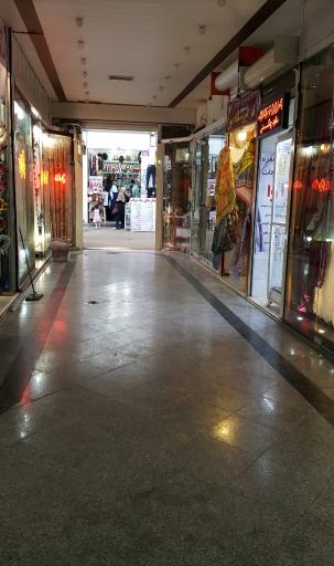 عکس مجتمع تجاری قدس